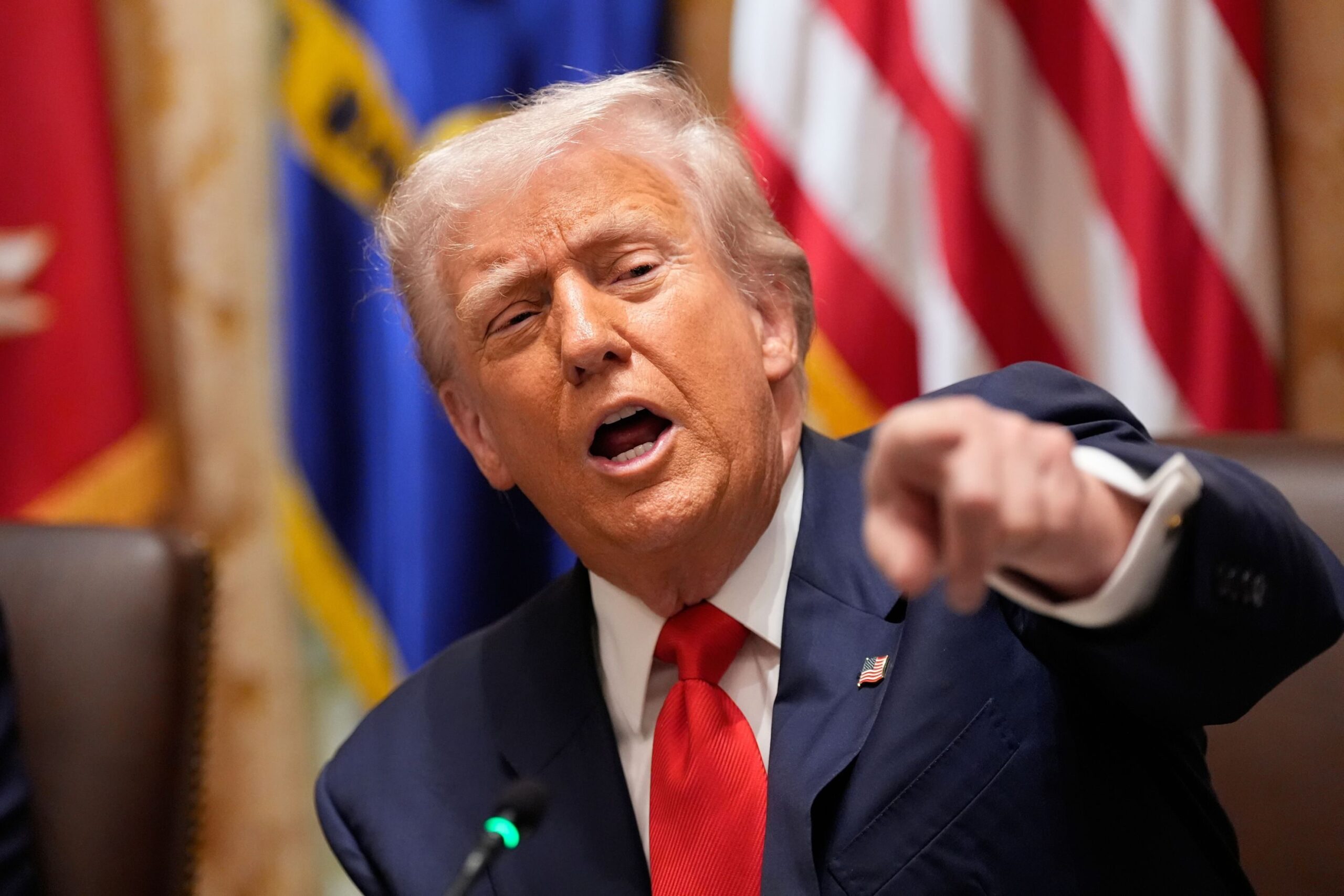 commons-lindsaytrumptrust-25287670200533.jpg